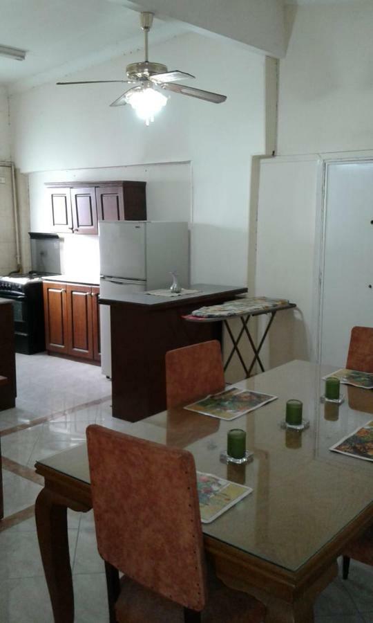 Elegant Heliopolis, Studio-Apartment Kairo Exterior foto